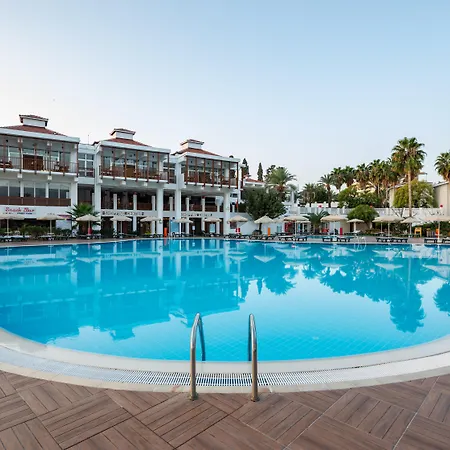 Hotel Aqi Hydros Club